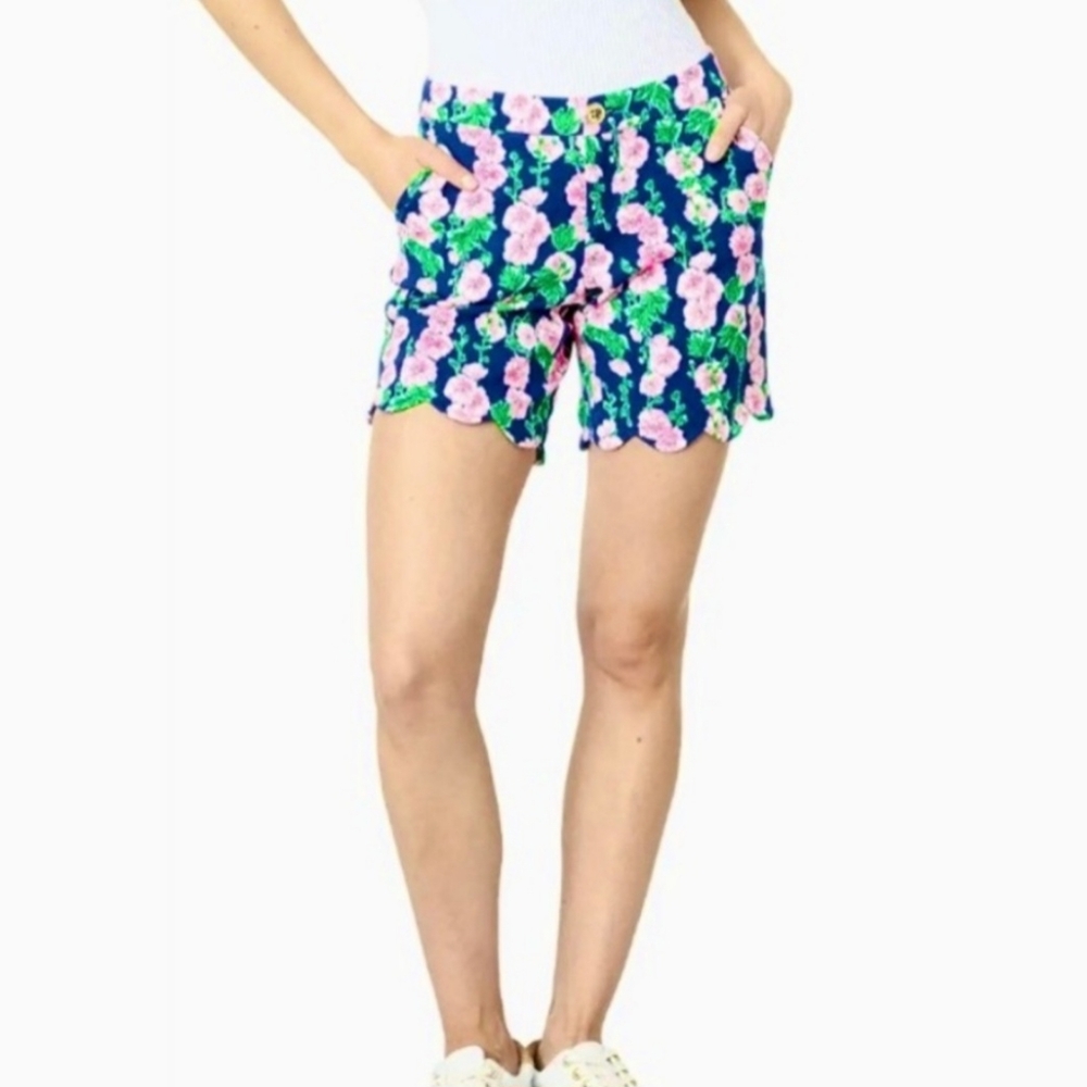 Lily Pulitzer Scalloped shorts